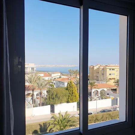 Front Sea View Punta Prima 公寓