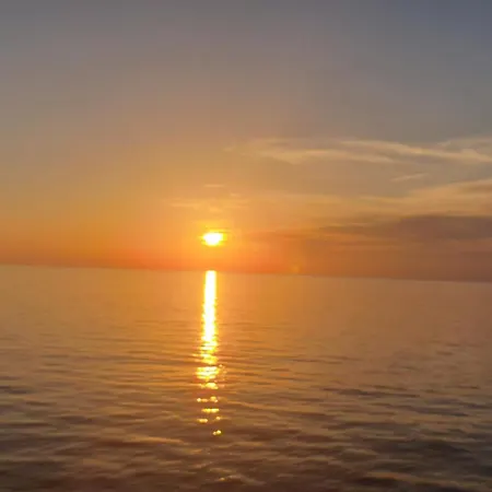 Front Sea View Punta Prima Διαμέρισμα *