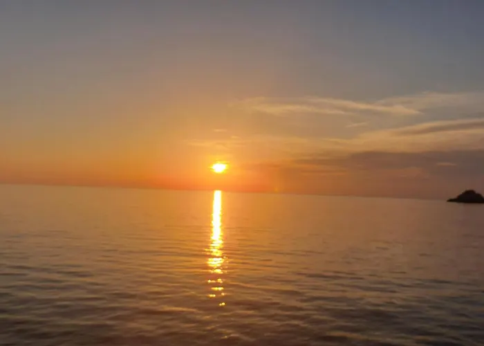 Front Sea View Punta Prima Διαμέρισμα *