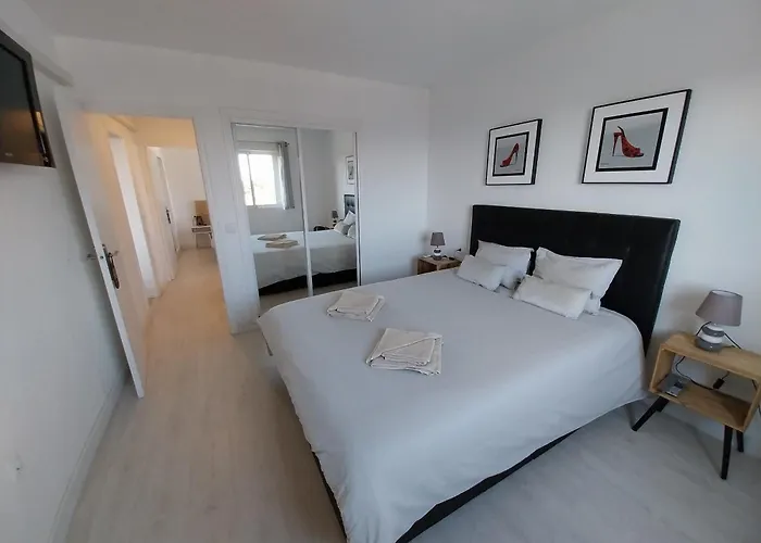 Διαμέρισμα Front Sea View Punta Prima *